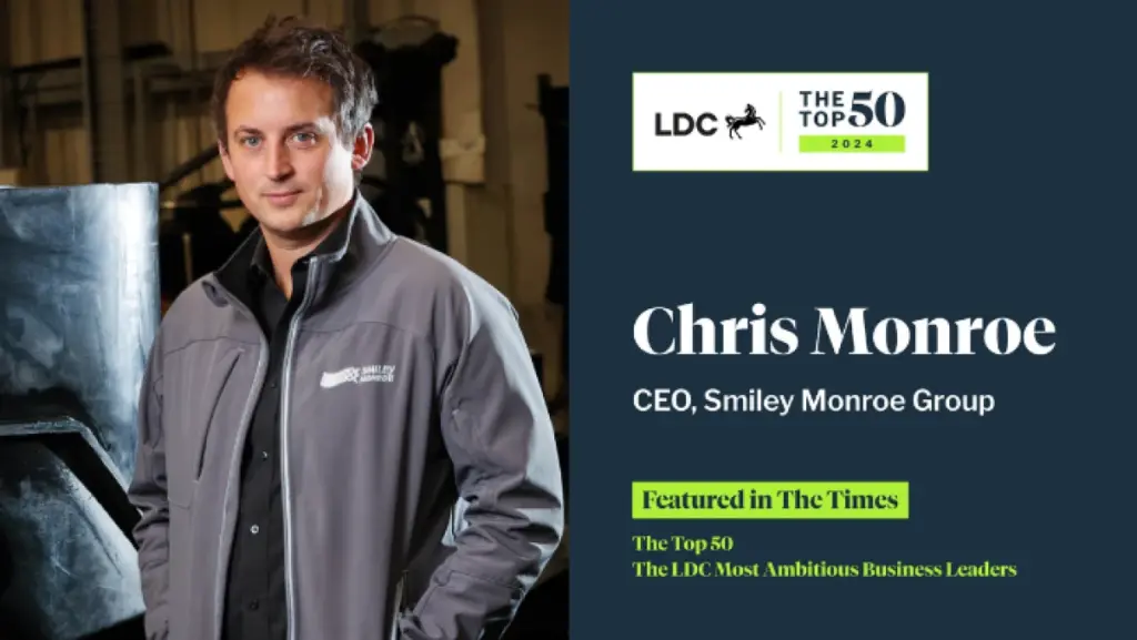 Imagem de Chris Monroe, CEO da Smiley Monroe, tendo como fundo um cenário azul-marinho com o logotipo 'LDC: The Top 50 2024' e 'Featured in The Times: The Top 50, The LDC Most Ambitious Business Leaders';
